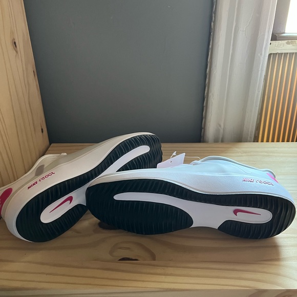 NWT Nike Women’s size 10.5 Golf Shoes React Ace Tour Flyease  CW 3096-105 - Picture 5 of 6